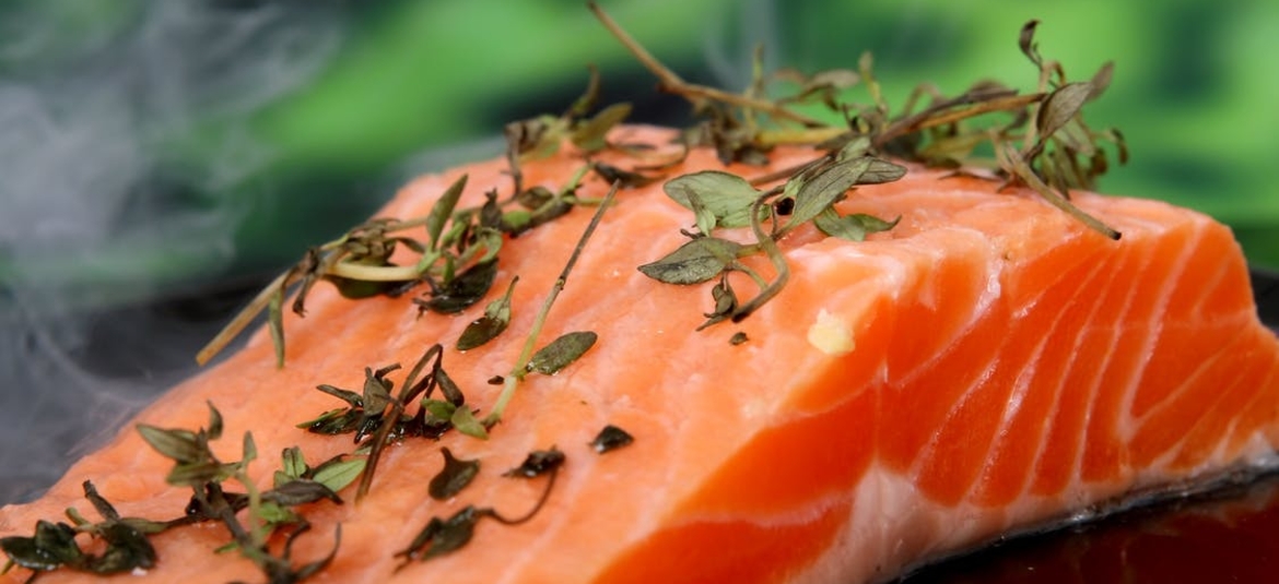 Fillet of salmon seasoned with fresh herbs